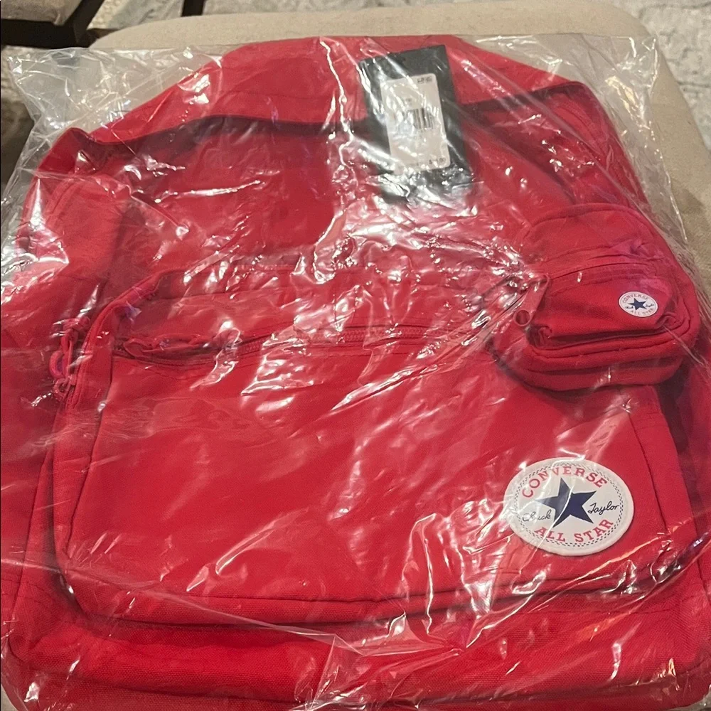 Converse Red Go 2 Unisex Backpack/NWT - Picture 8 of 13